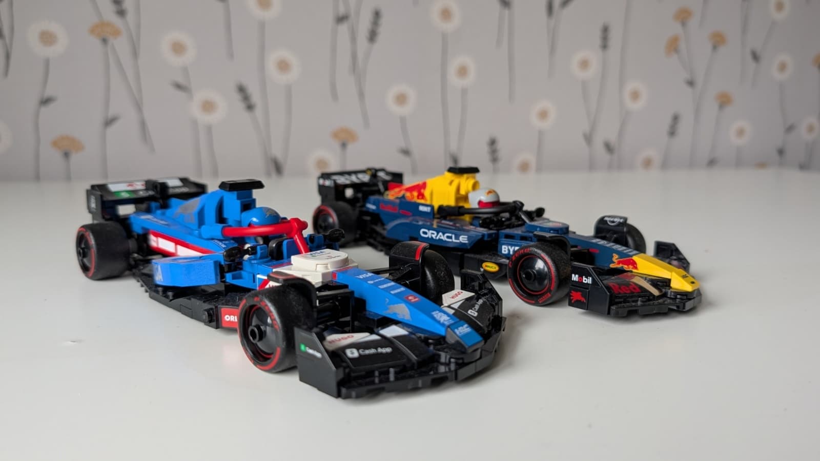 LEGO Speed Champions Formula 1 Cars – 2 Car Bundle - thumbnail 2