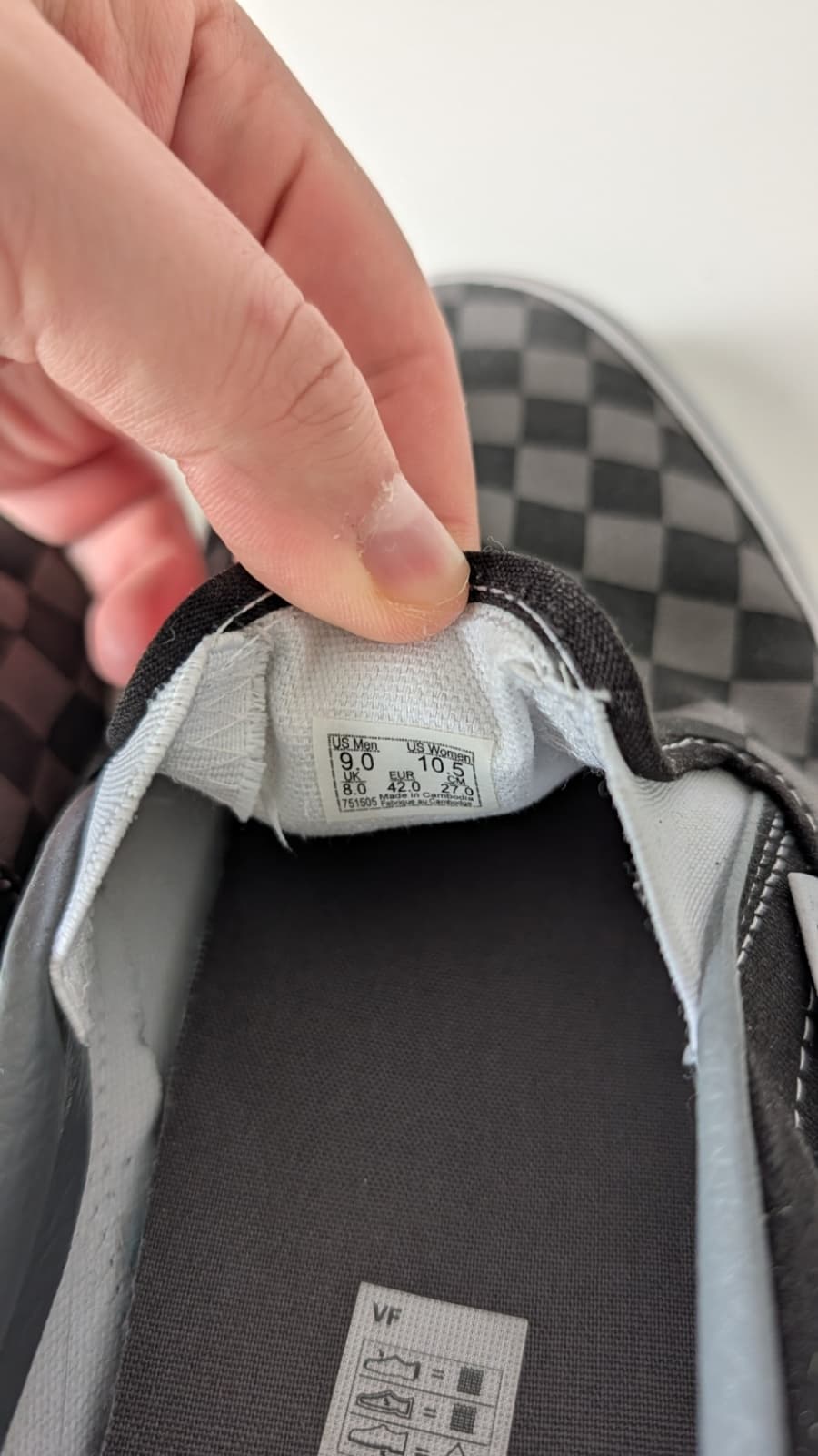 Vans Classic Slip-On Trainers – UK Size 8 – Worn Once - thumbnail 3